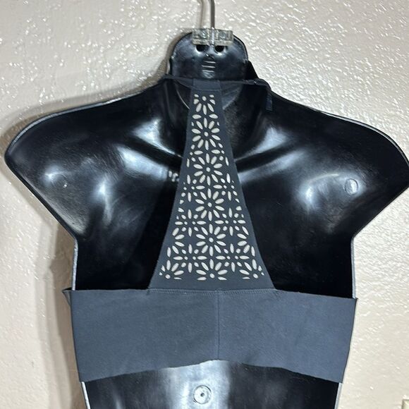 Victoria’s Secret women’s 34C black lined Demi underwire racerback front clasp - Picture 3 of 4